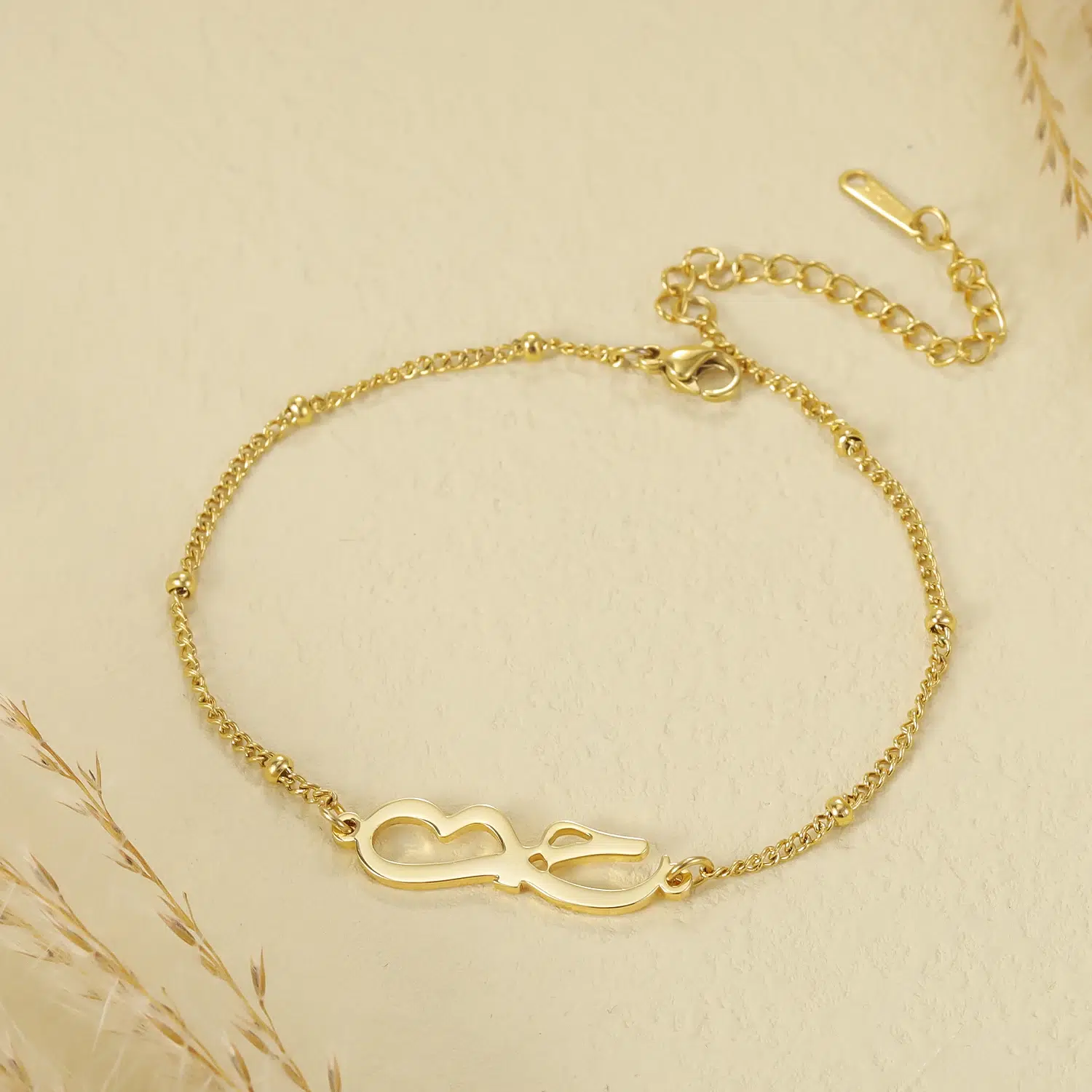 Gold Love Arabic Bracelet